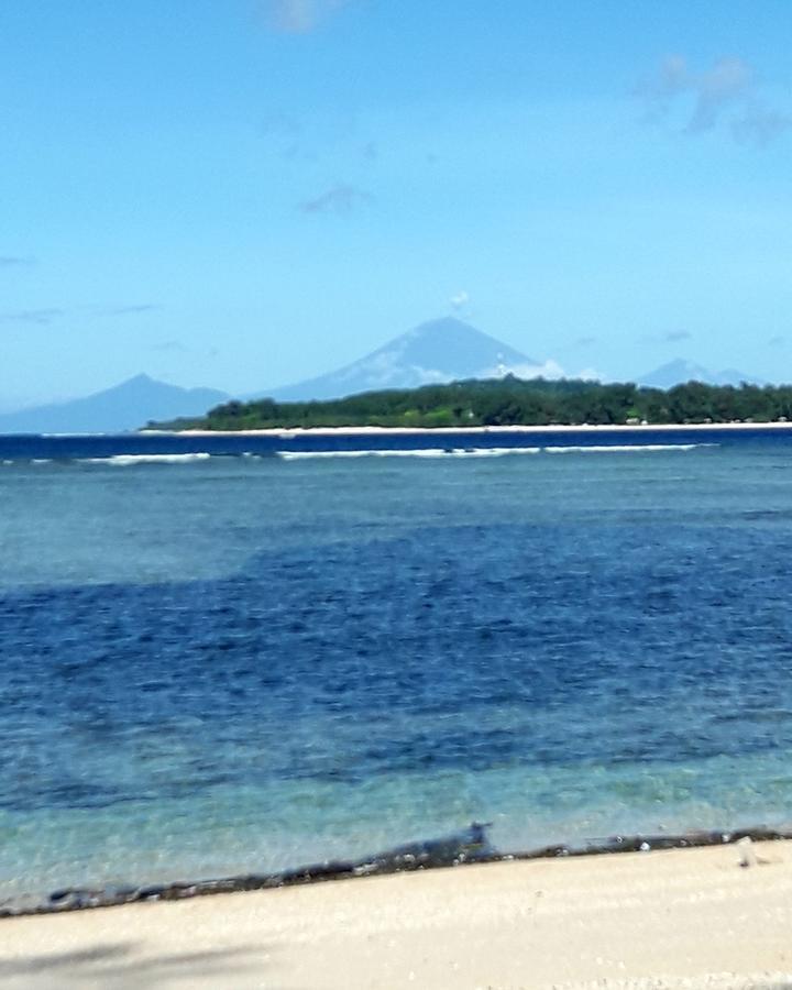 Kai'S Beach House Villa กิลิไอร์ ภายนอก รูปภาพ